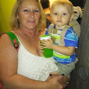 Meet your Posher, Sharee